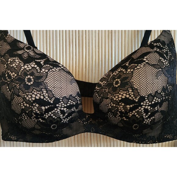 Victoria's Secret Bra Size 34D Angels Secret Embrace Black Lace Over Beige EUC - Picture 3 of 9